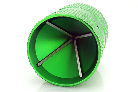 deburring outer pipe