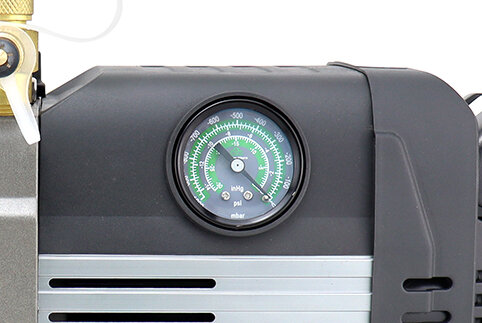 Built-in high precision vacuum gauge