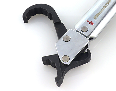 Narrow space effortless operation