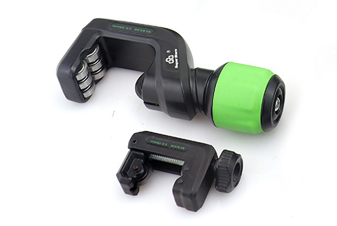 eccentric cone type flaring tool